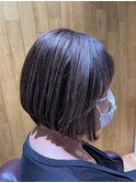 白髪ぼかし+前下がりショートボブ