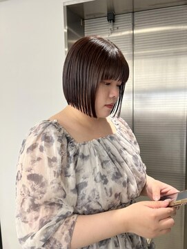 トゥエル バイ ディプティモイラ(tuelu by dipty MOILA) 艶ボブ