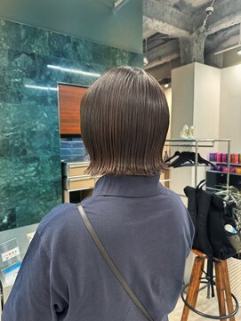 ソピ バイ インビテーション(sopi by invitation) 内巻きもできる外ハネボブ!