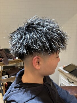 ヘアーアトリエルキナ(hair atelier LUCINA) ツイストスパイラルパーママッシュカットメンズカット