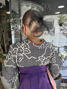 ヘアーアンドメイク ビス(HAIR&MAKE bis) 卒業式/タイトシニヨンヘア【多田華歌】