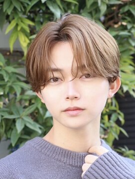 オーシャントーキョーウエスト 心斎橋 (OCEAN TOKYO WEST) メンズセンターパートブリーチなしブラウンカラー韓流ヘア