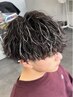【メンズ】シルバーメッシュカラー(シャンプーブロー込)￥22000【ハイライト