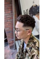 ラフカッターズZ 町田店 メンズパーマ【町田/理容室/床屋/顔剃り/シェービング】