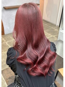 ビスクヘアデザイン(bisq hair design) レッド　艶髪　髪質改善　韓国風　顔まわり　顔周り