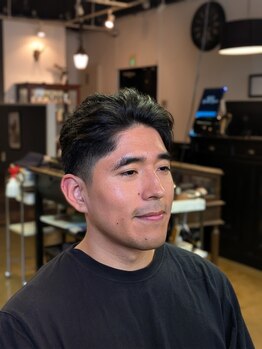 ワンワンオー バーバーショップ 博多店(@110 BARBER SHOP)の写真/【平日21時まで】結果を出す男の身だしなみをトータルプロデュース。仕事帰りに行ける上質バーバー。