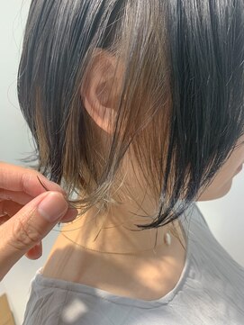 テトヘアー(teto hair) bob(ボブ、インナーカラー、グレー、切りっぱなしボブ)