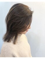 ステア メゾン(stir maison)&nbsp;イルミナカラー　ミディアムレイヤー　MAKOTO