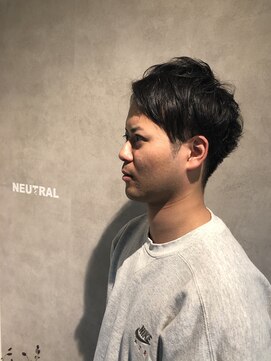 ニュートラル(NEUTRAL) ビジネスにも最適◎ナチュラルストレート