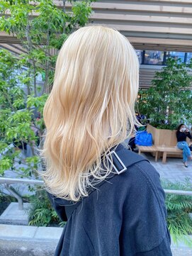 フラム 渋谷(flamme) 抜きっぱなしブリーチ　クリーミーブロンド