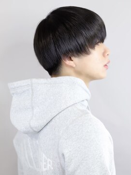 リップス 池袋(LIPPS) フェザーマッシュ ツーブロック刈り上げクラウドトランクスヘア