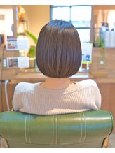 スリーク(sleek)&nbsp;アゴラインボブ