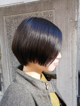 ロジエ(ROSIER) ナチュラルショートボブ