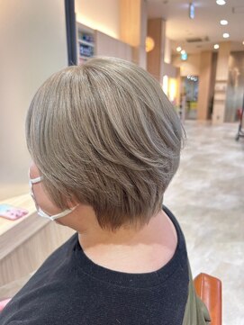 リモア(limore) ハイトーン×ショート