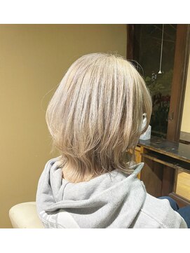 ジュエル(JEWEL) ホワイトベージュ