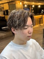 ミオ ベガ(Mio'' VEGA)&nbsp;【京都ツイスパ】襟足あり前髪上げパーマスタイル