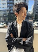 スーツ短髪ツーブロック束感モテる黒髪シークレットパーマ流行