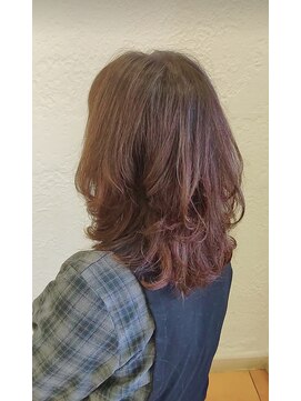 トモ tomo ビューティプラザ BEAUTY PLAZA クセ毛OKミディアムレイヤー