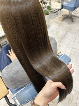 アルーシェ 心斎橋(Alushe) ブリーチなしダブルカラー