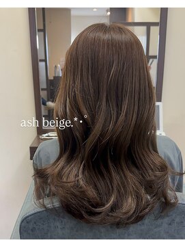 ヘアーアンドエステ サニープレイス(Hair&Esthe Sunny Place) アッシュブラウンカラー