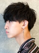 スパイラルパーマツイストパーマアップバング短髪メッシュ