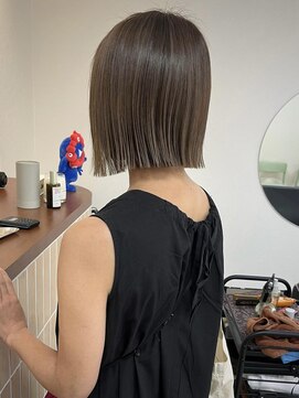 スケール(SCALE) ぷつっとボブ×グレージュ