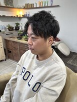 シラス(SiLasu) ツイストスパイラルパーマ×アップバングショート