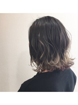 オズギュルヘア(Ozgur hair) ボブ×グラデーション×インナーピンク