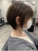 丸みショート/スモーキーベージュ/天使の羽バング