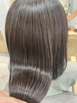 スクリバイタヒエ(SUKURI by tahie) #艶髪 #髪質改善　#サミートリートメント