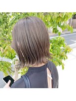 ブリス(VLISS)&nbsp;ブリーチ無し☆透明感オリーブベージュ×外ハネボブ