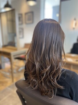 クール(coeur) 20代、30代、40代へ清楚系グレージュ×カーキ