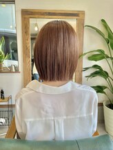ソラ(sora) 切りっぱなしボブ