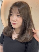 ハチ(HACHI)&nbsp;ワンカラーでまろやかオリーブベージュ