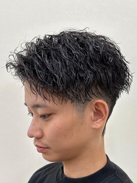 キングオブヘア バイ ノイズ 梅田茶屋町店(KING of hair by NOISM) *NOISMツイストスパイラルセンターパートビジネススタイル