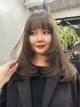 ニール 名古屋 伏見 丸の内(NEELU) 【Neelu_misa】レイヤーカット オリーブベージュ