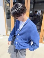 ミッケ(mikke)&nbsp;センター分けマッシュ