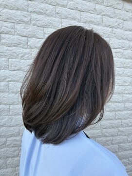 ヘアーデザインフアリ(Hair design fuari) グレージュカラー
