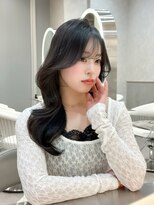 ロンドリゼル 札幌(Lond RiseL) ◯ミディアムレイヤーカット/ダークアッシュ/大人ガーリー