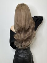 ビセ(VISE)&nbsp;★ 柔らかミルクティー×透け感ハイライトエクステ