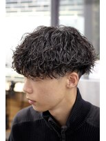 リスター(ReStar)&nbsp;心斎橋ツイストスパイラルパーマ波巻きフェザーマッシュ