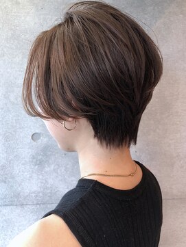 ソラ 表参道(SORA) 大人丸みショートボブ