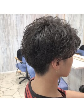 ルシール バイ アリア(Lucir by aria) かりあげ×ゆるパーマ