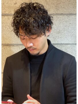 フランクスバーバー アンド ビアークラブ(FRANK'S BARBER and BEER CLUB) くせ毛風パーマソフトツーブロックスツイストパーマ