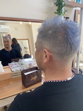 ロカット サロン(Roquat Salon) メンズシルバーショート【メンズカット　ヘアセット/立川南】
