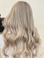 ラビス 浦和(Lovis)&nbsp;デザインカラー/レイヤーカット/ウェットヘア/夏のヘアアレンジ