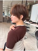 20代30代ひし形クビレ前下がり小顔スウィングショート