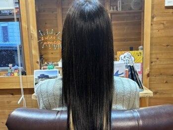 ワンドアー(ONE DOOR)の写真/大人女性の悩み,うねり,パサつき,ダメージ毛にお悩みの方に自信を持っておすすめできるメニュー,商材多数◎