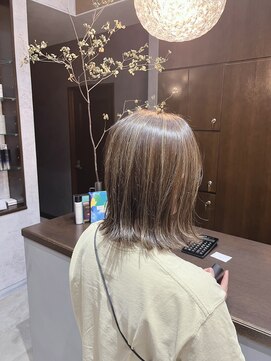 アールトゥーヘアー(art To Hair) 白髪ぼかしハイライト