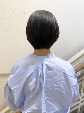 モリオ フロム ロンドン 成増店 【morio成増/一戸】黒髪耳かけ丸みショート